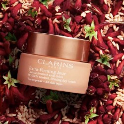 Clarins Extra Firming Jour Sıkılaştırıcı Gündüz Bakım Kremi 50 ml