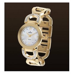 Essence D683120